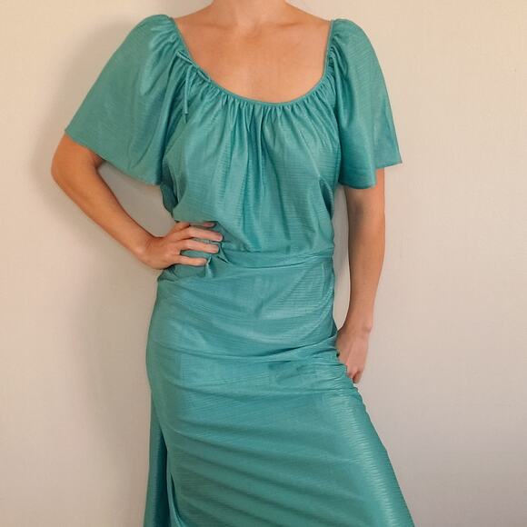 Vintage NWOT Nylon Flowy Nightgown Teal Short Flutter Sleeves Boat Neck Medium - Picture 1 of 8